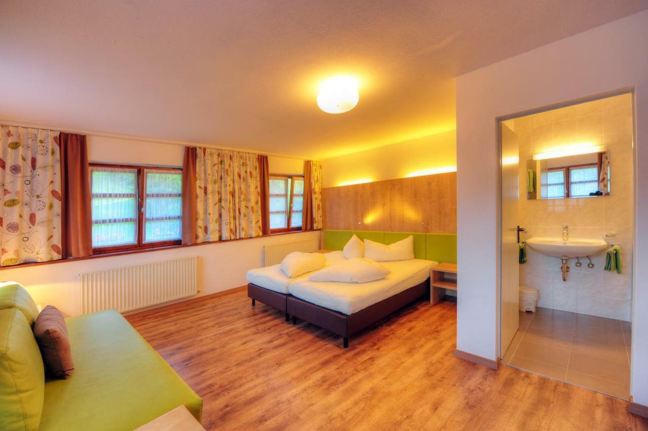 Wally Berg-Appartements Zams Luaran gambar