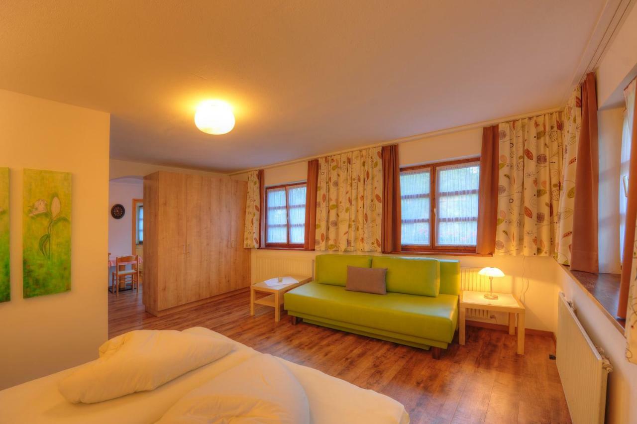 Wally Berg-Appartements Zams Luaran gambar