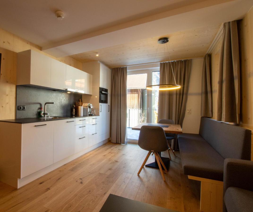 Wally Berg-Appartements Zams Luaran gambar